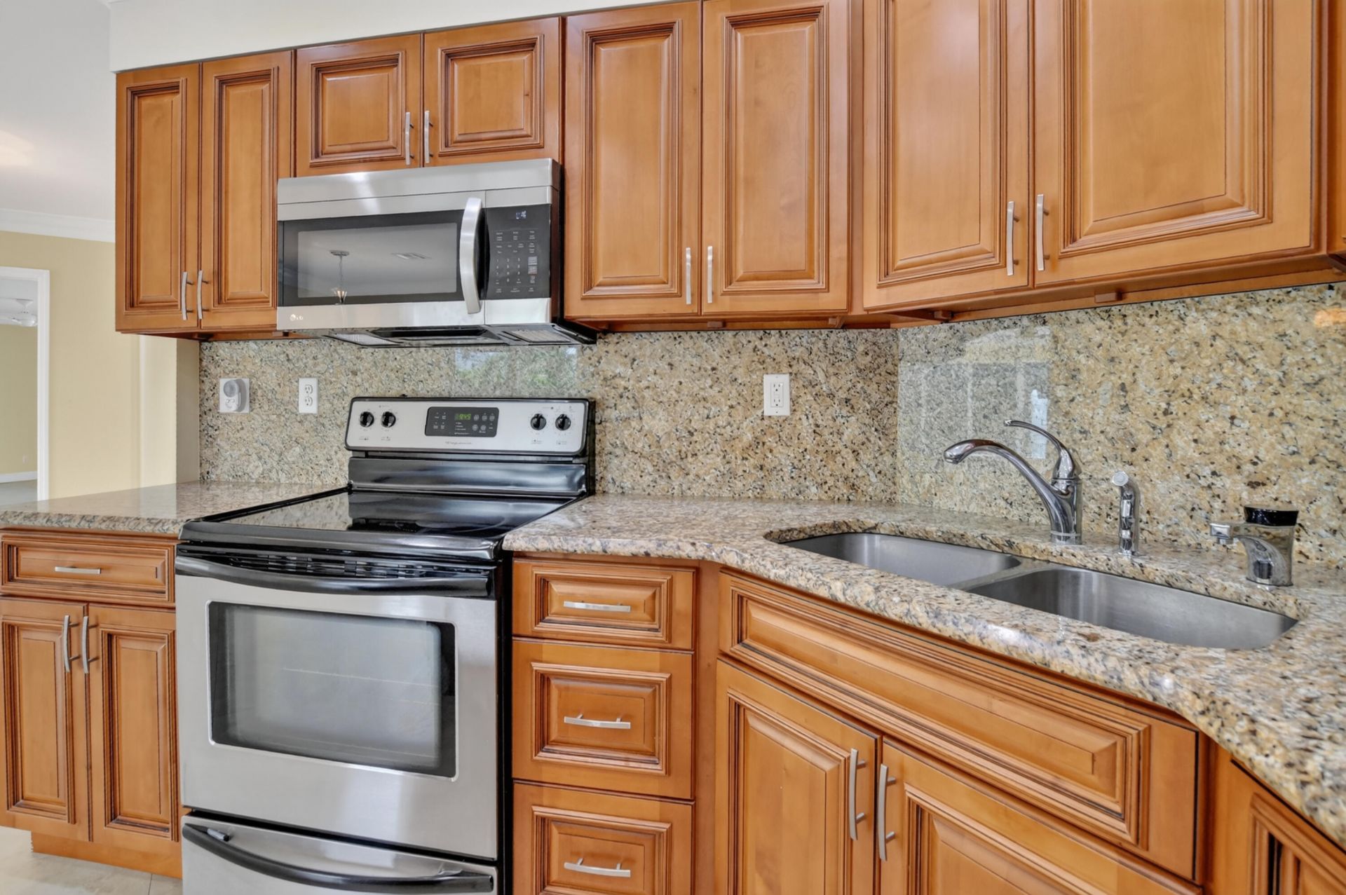 899 Granada Drive, Boca Raton, FL 33432 Photo