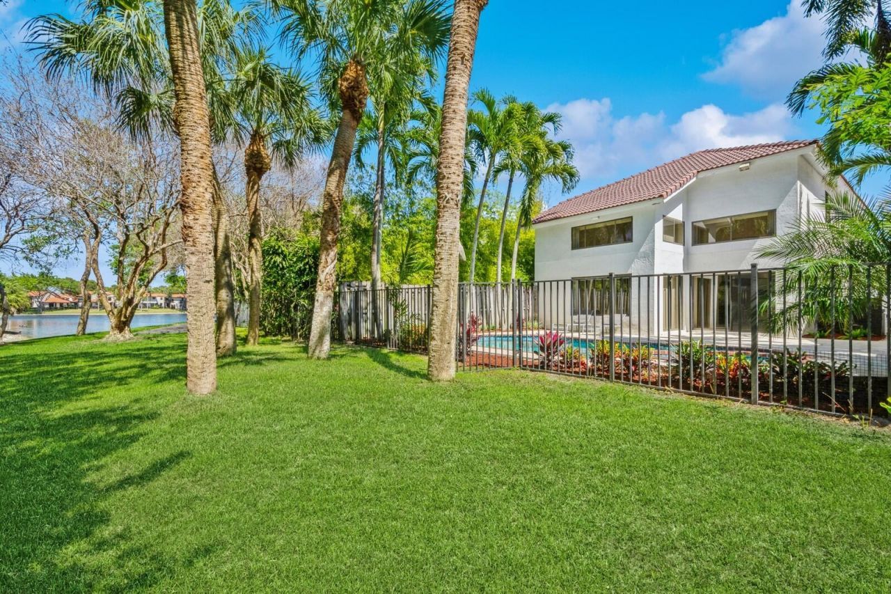 5504 Fox Hollow Drive, Boca Raton, FL 33486 Photo