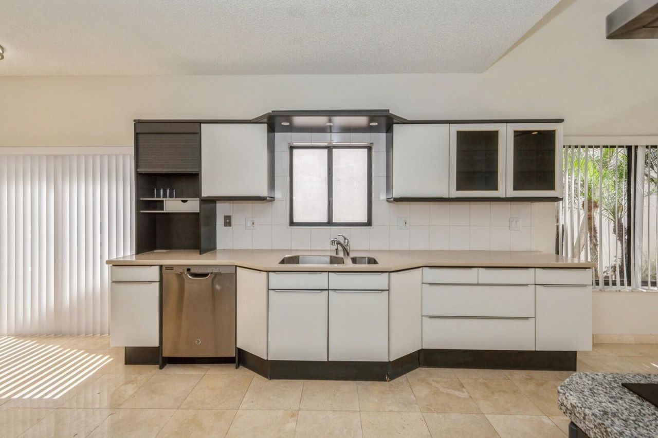 5504 Fox Hollow Drive, Boca Raton, FL 33486 Photo