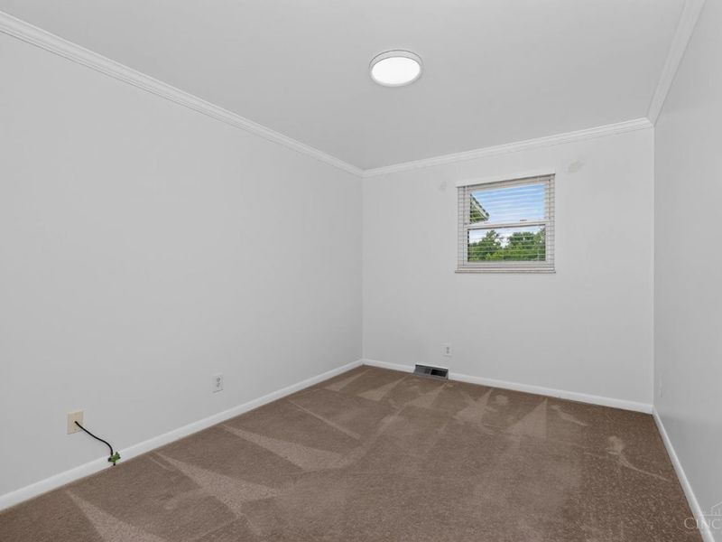 121 Biscoe Drive, Reading, OH 45215 Photo 14