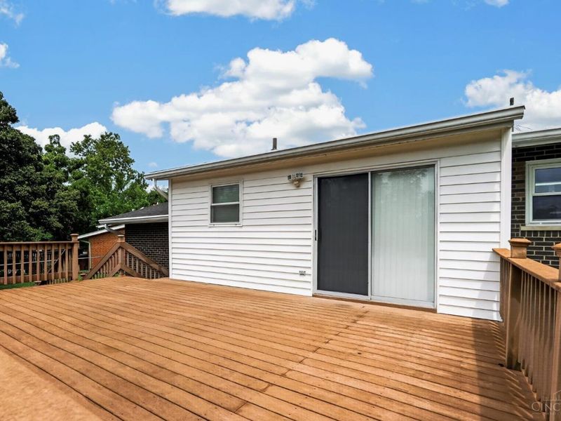 121 Biscoe Drive, Reading, OH 45215 Photo 28