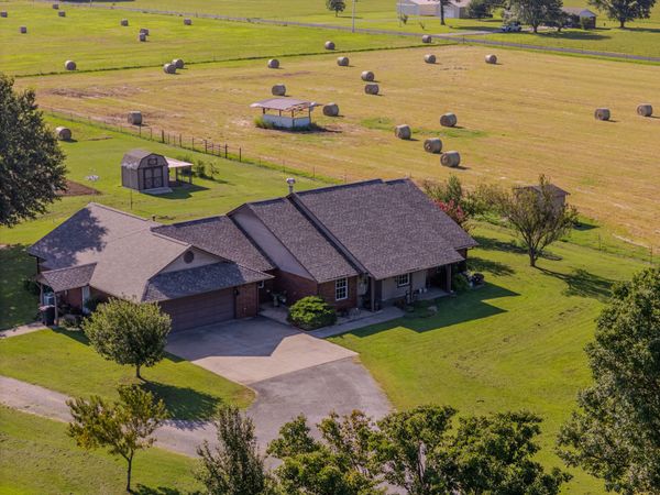 4100 N 428 Road, Pryor, OK 74361