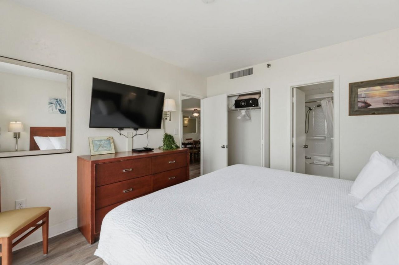 4800 S Ocean Blvd. Photo 18