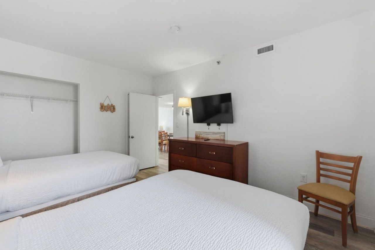 4800 S Ocean Blvd. Photo 22