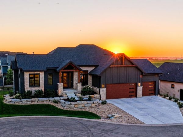 5013 Apricot Blossom Court, Waunakee, WI 53597