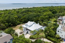 1705 Atlantic Avenue photo 4