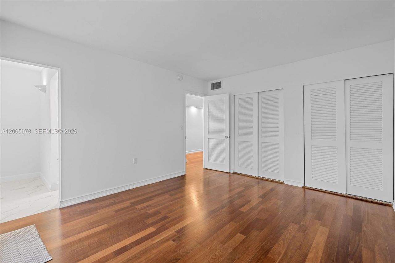 1545 Euclid Ave, Unit 3C, Miami Beach, FL 33139 Photo