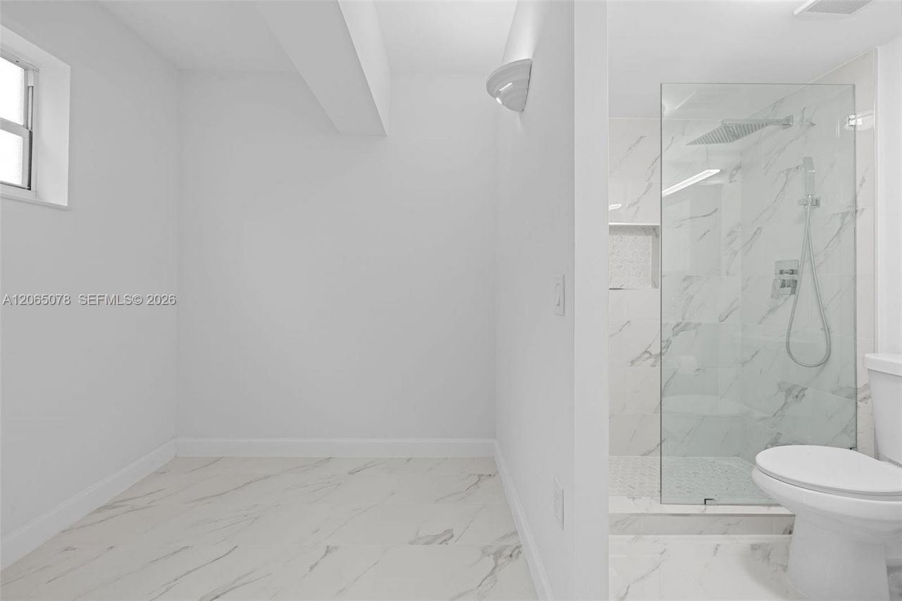 1545 Euclid Ave, Unit 3C, Miami Beach, FL 33139 Photo