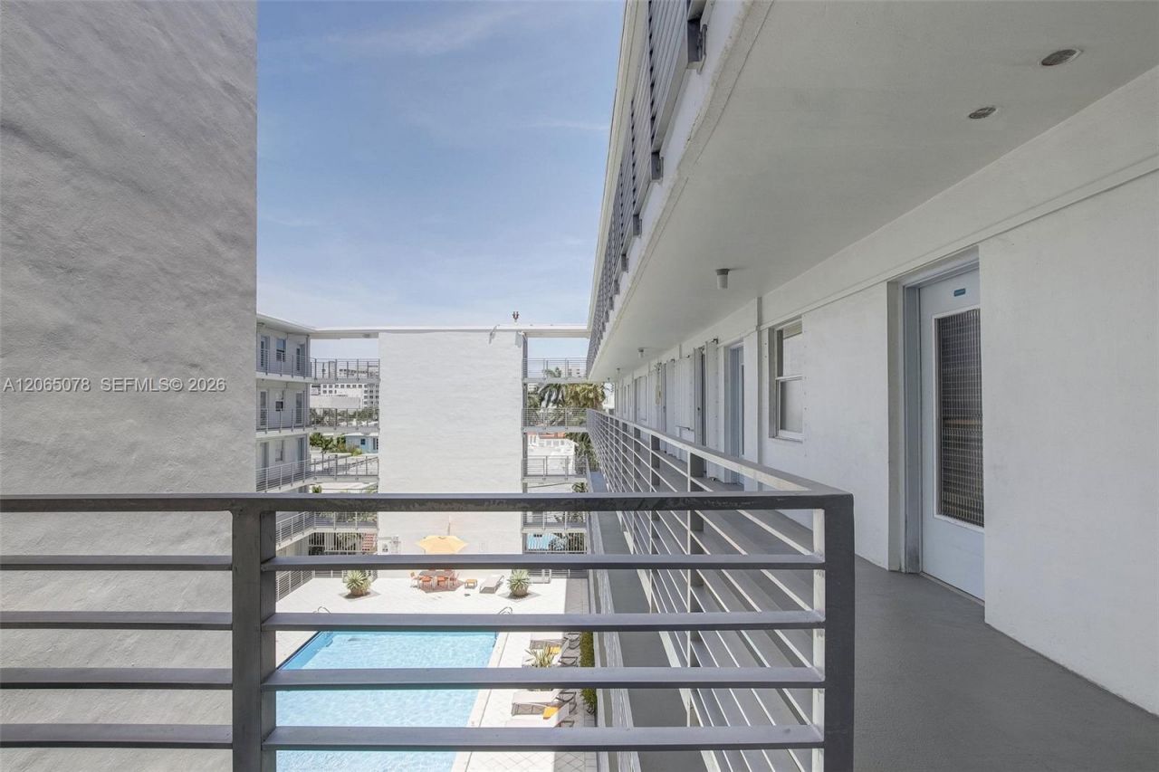 1545 Euclid Ave, Unit 3C, Miami Beach, FL 33139 Photo