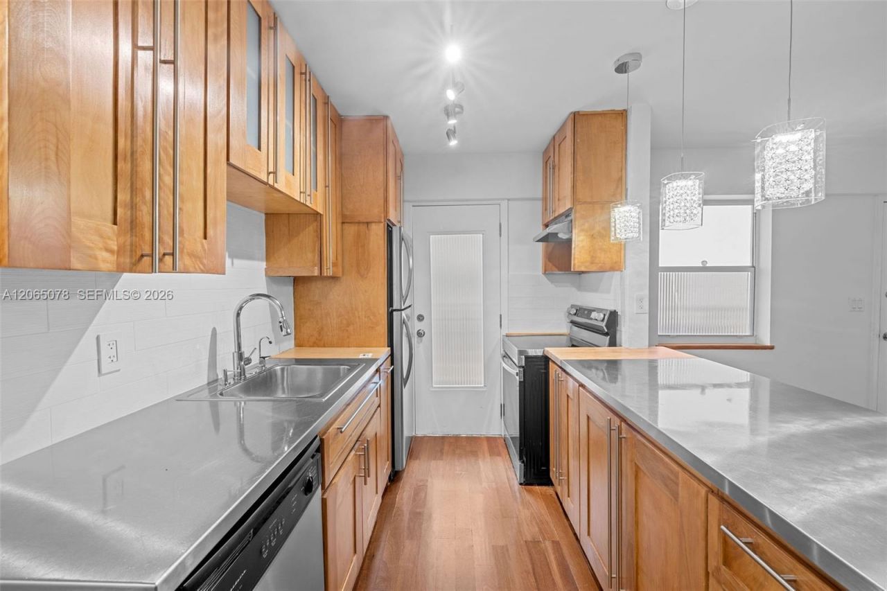 1545 Euclid Ave, Unit 3C, Miami Beach, FL 33139 Photo