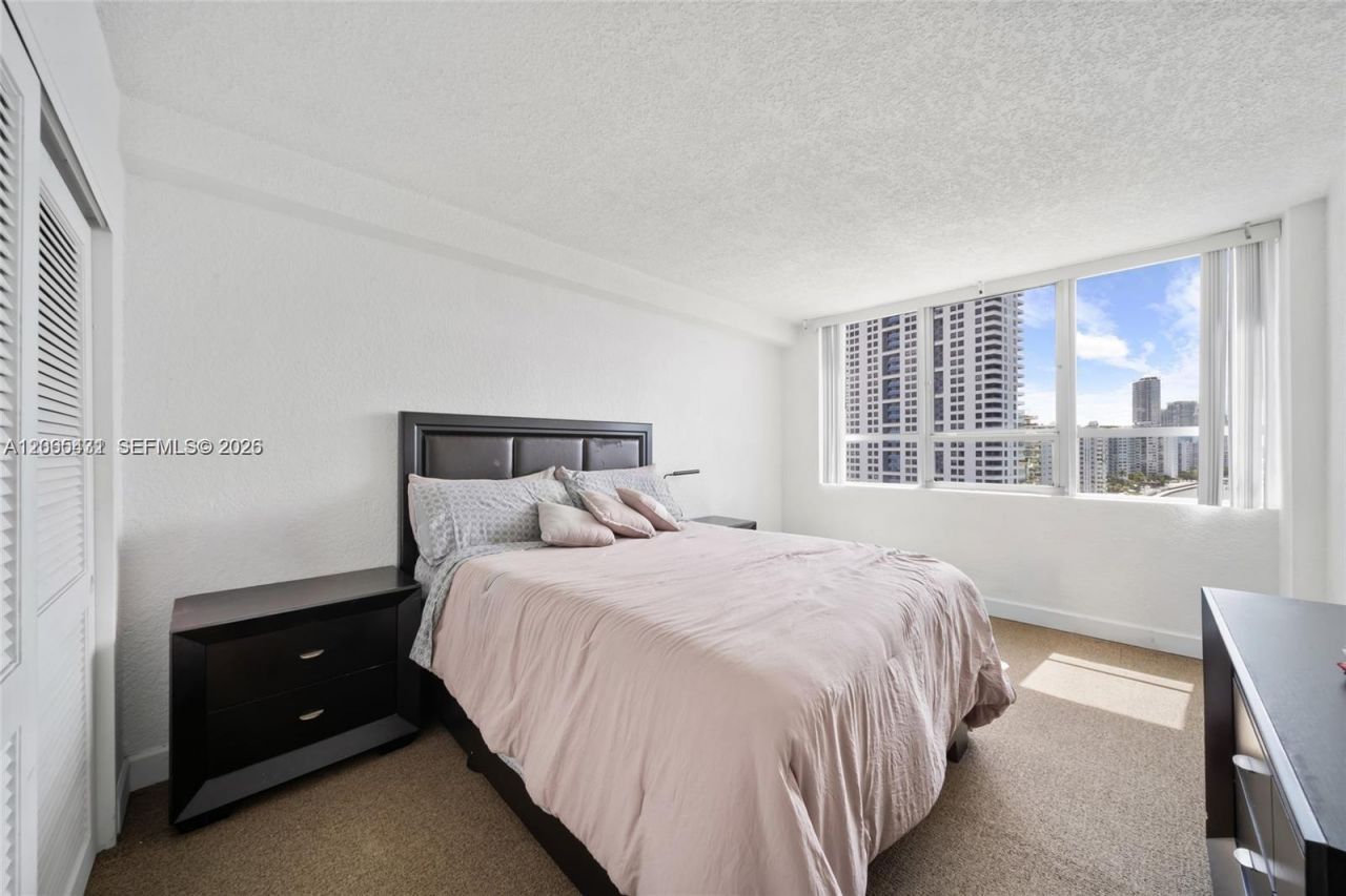 1500 Bay Rd , Unit 1228S, Miami Beach, FL 33139 Photo