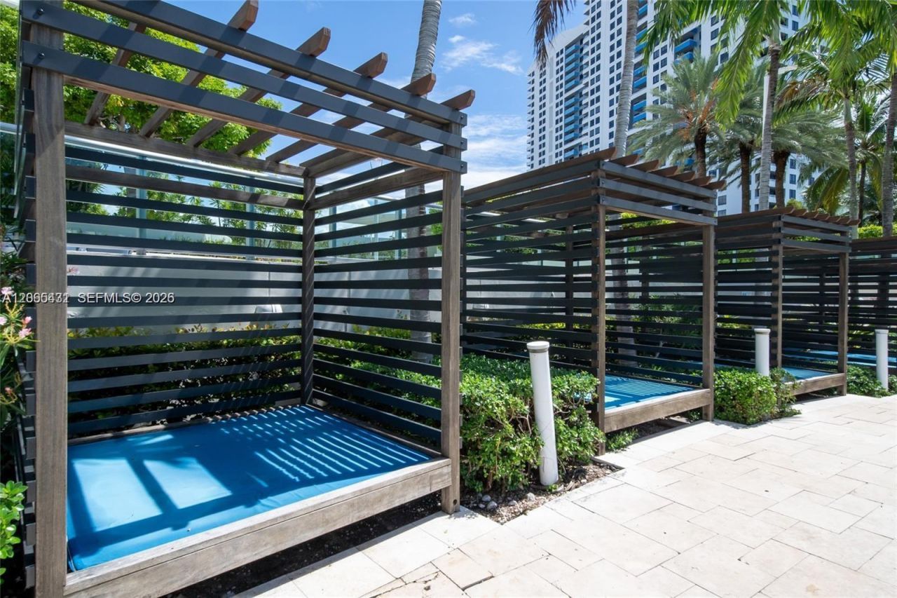 1500 Bay Rd , Unit 1228S, Miami Beach, FL 33139 Photo