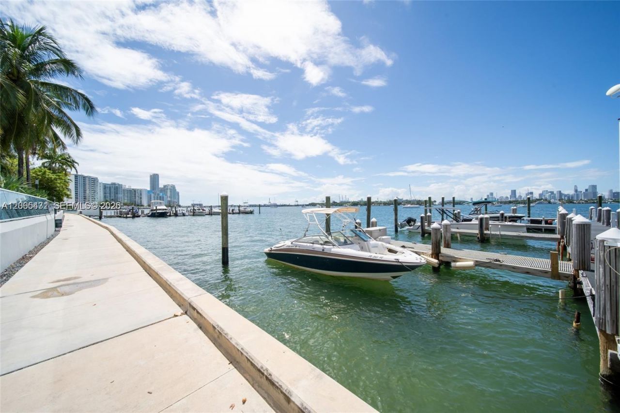 1500 Bay Rd , Unit 1228S, Miami Beach, FL 33139 Photo