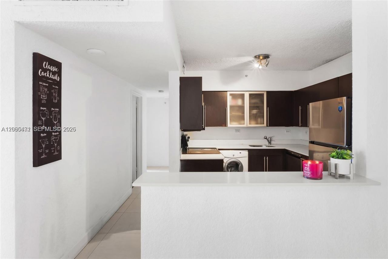 1500 Bay Rd , Unit 1228S, Miami Beach, FL 33139 Photo
