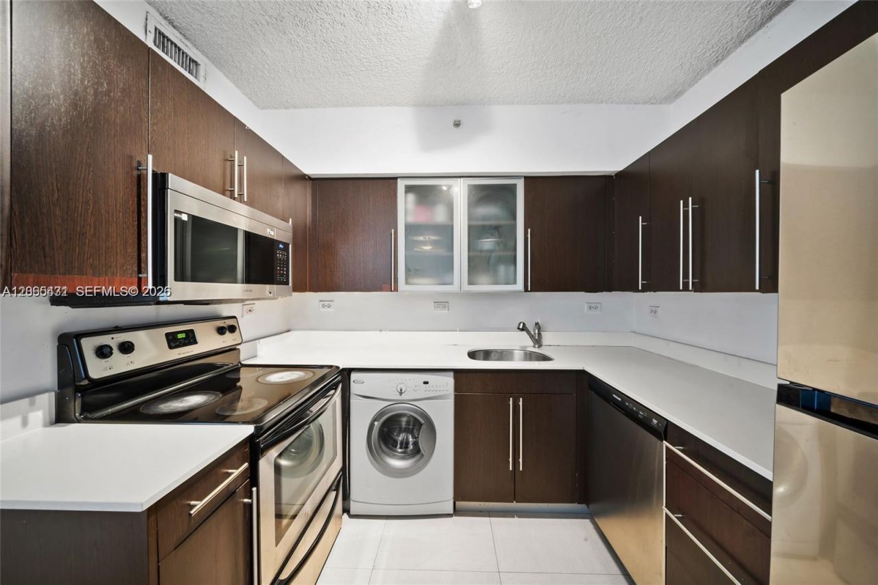 1500 Bay Rd , Unit 1228S, Miami Beach, FL 33139 Photo