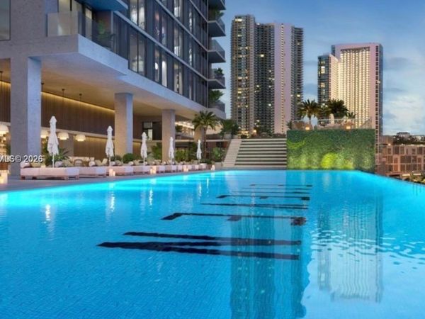 20 NE 11 , Unit 3611, Miami, FL 33132
