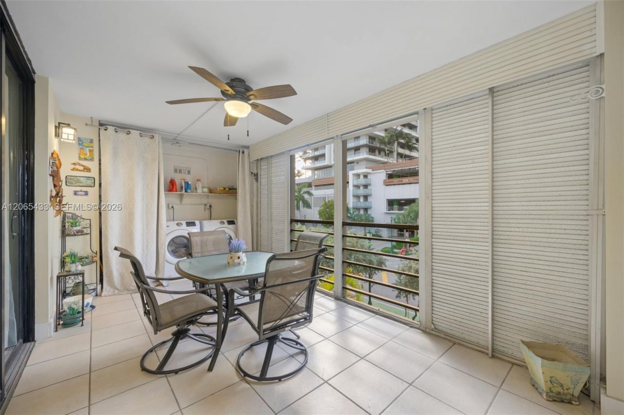 20401 NE 30th Ave , Unit 320-8, Aventura, FL 33180 Photo