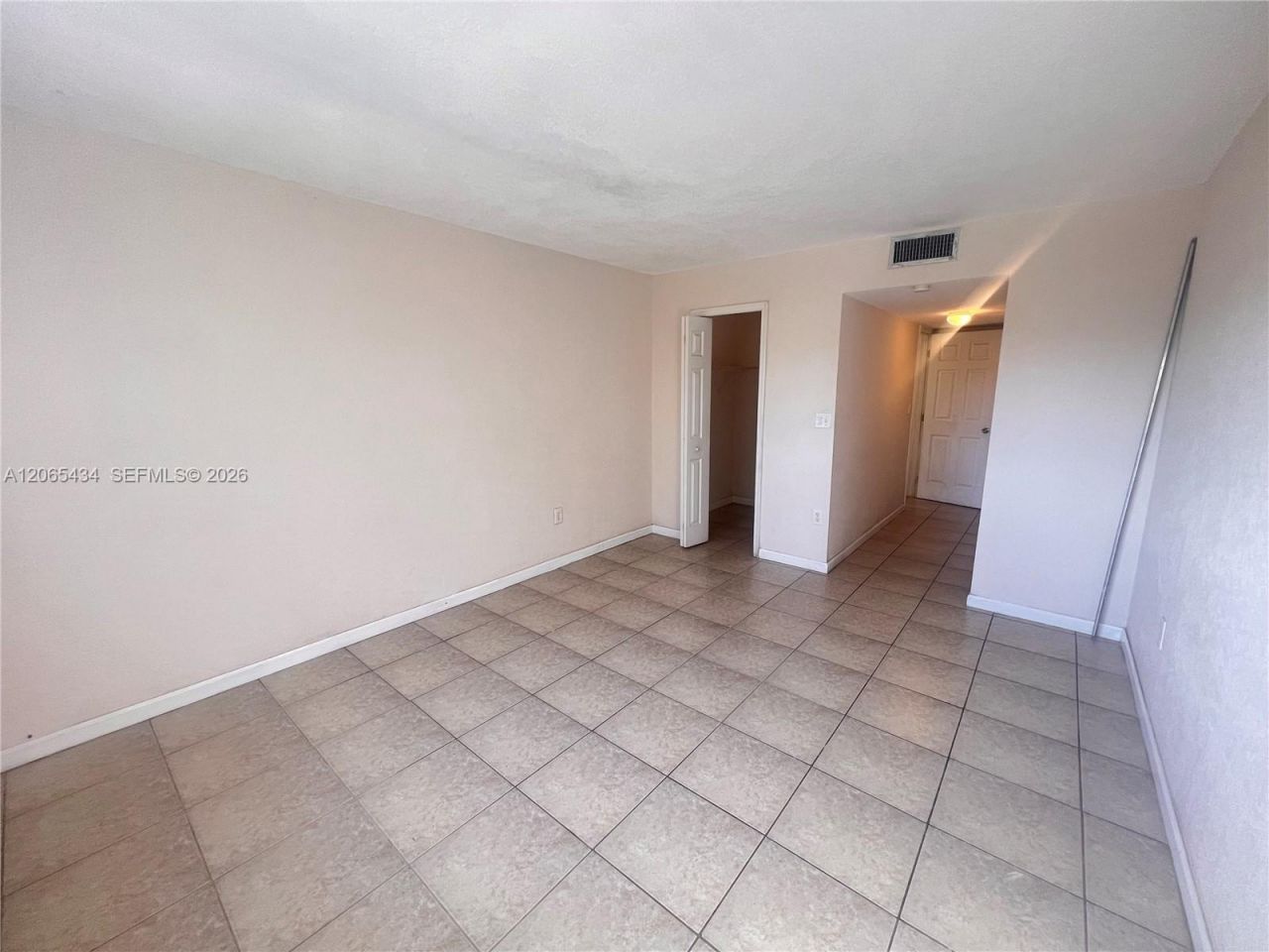 12290 NE 11th Ct , Unit 203, North Miami, FL 33161 Photo