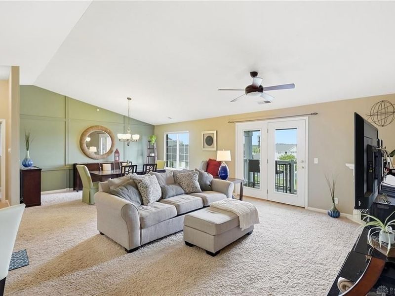 2275 Pinnacle Court, Unit 310, Fairborn, OH 45324 Photo 3