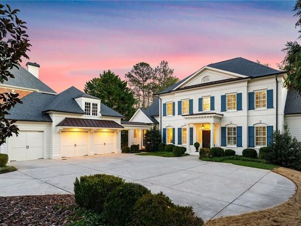 6440 Westchester Place , Cumming, GA 30040