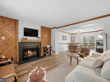475 A KING ST A, BASYE, VA 22810