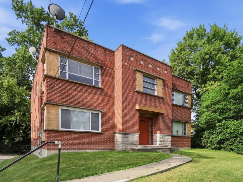 1927 W North Bend Road, Cincinnati, OH 45224 Photo 2