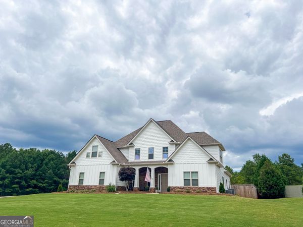 383 Walden Pond Way, Senoia, GA 30276