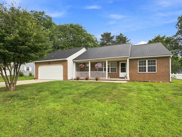 2247 Sprucewood Dr., Mansfield, OH 44903