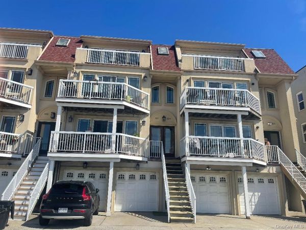 329 W Broadway, Long Beach, NY 11561