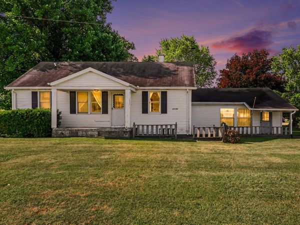 11451 Lawrence Highway, Nashville, MI 49073