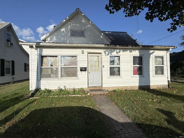 425 Dewey Street, Monticello, IN 47960