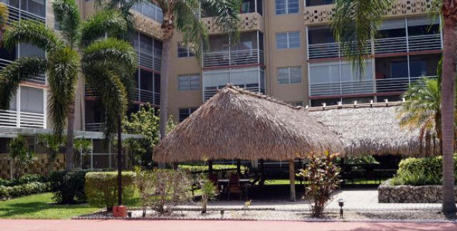 410 NW 68th Avenue, Unit 111, Plantation, FL 33317 Photo