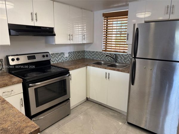 5530 W 26th Ct , Unit 210, Hialeah, FL 33016