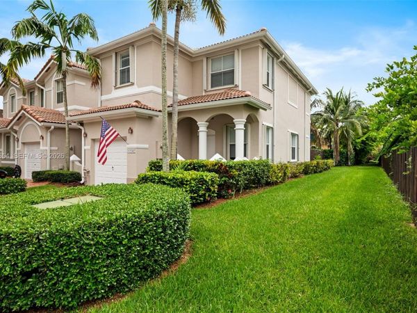 12392 SW 124th Ter, Miami, FL 33186