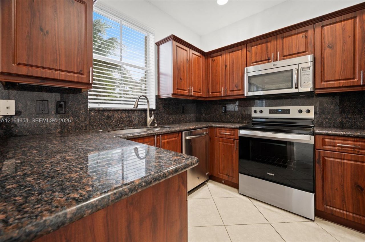 12392 SW 124th Ter, Miami, FL 33186 Photo
