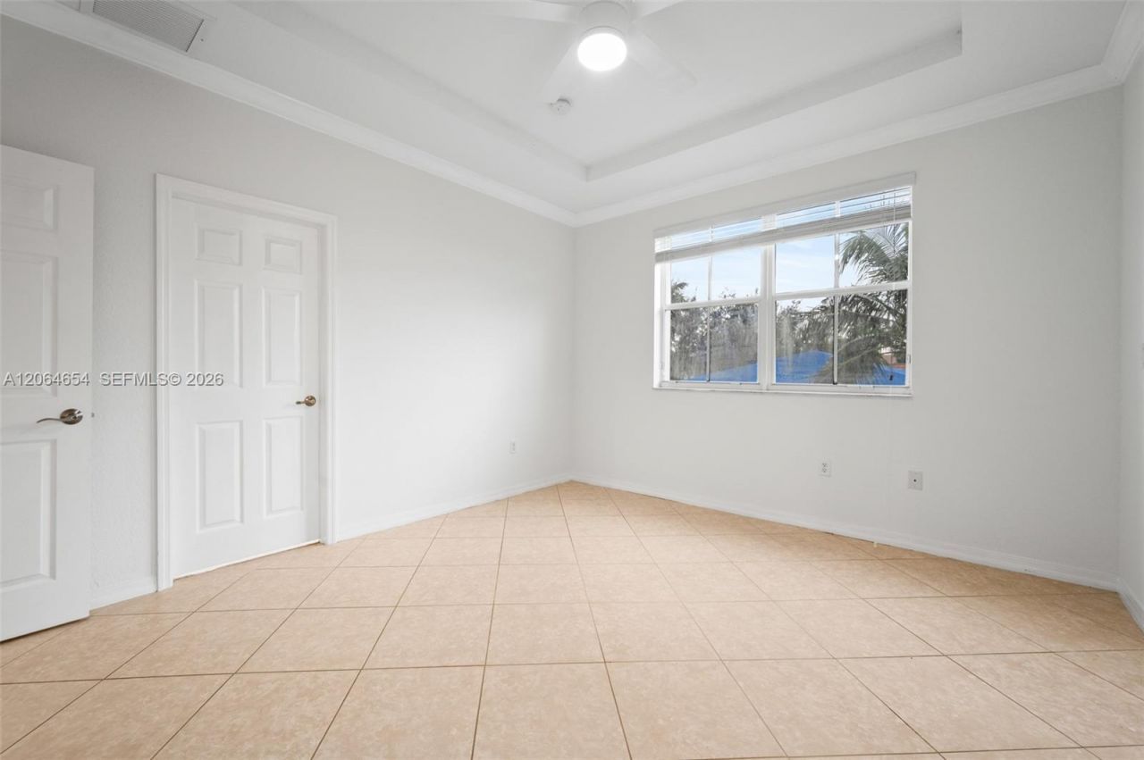 12392 SW 124th Ter, Miami, FL 33186 Photo