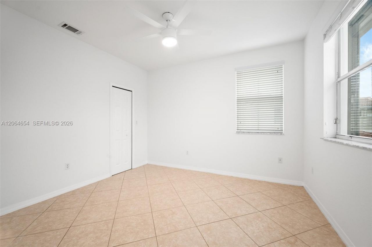 12392 SW 124th Ter, Miami, FL 33186 Photo