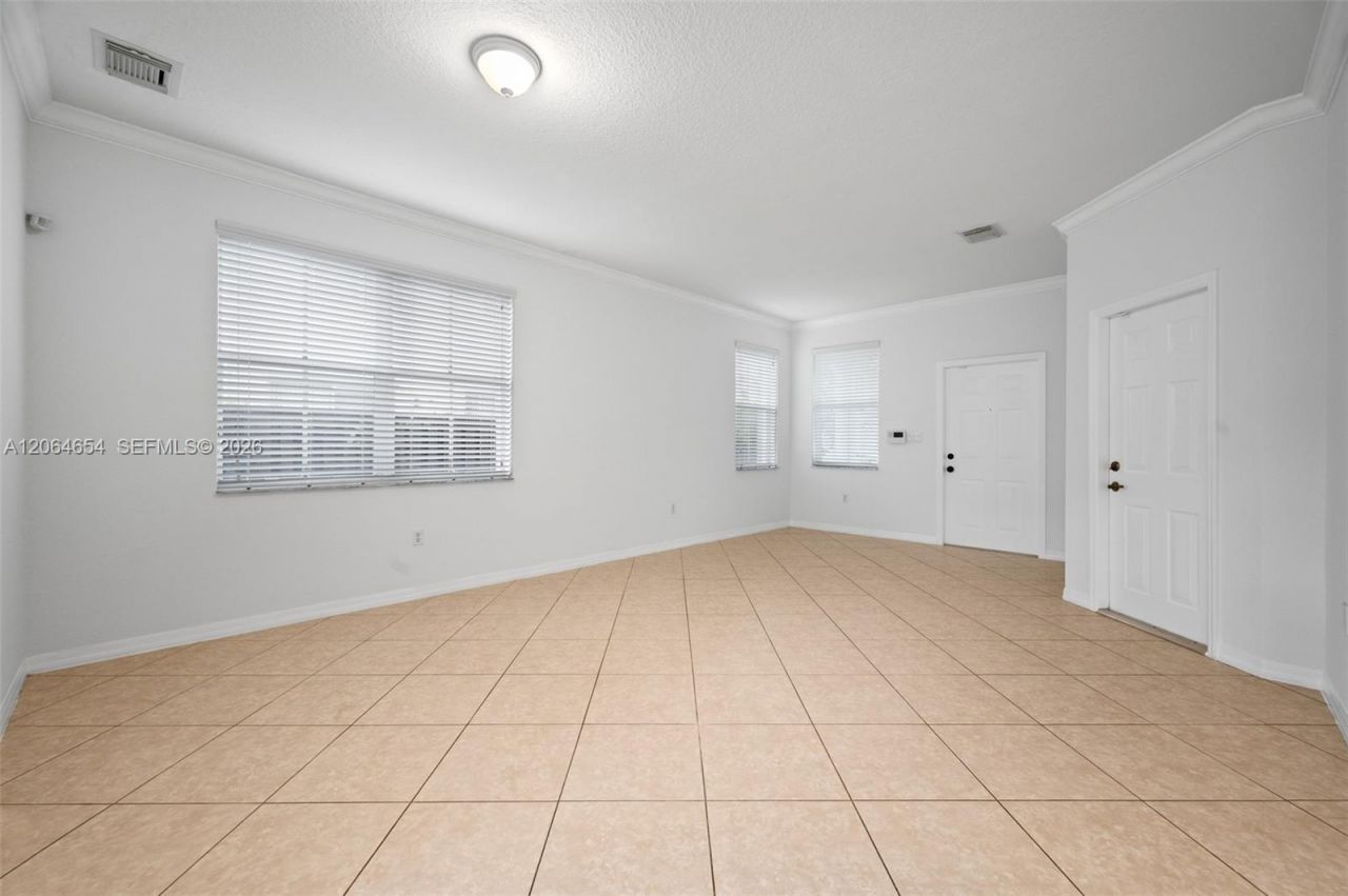 12392 SW 124th Ter, Miami, FL 33186 Photo