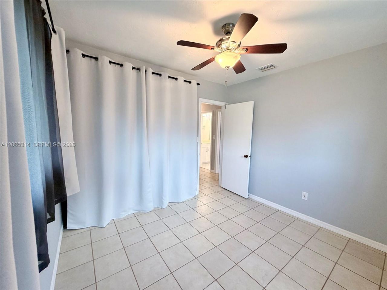 5101 SW 127th Pl, Miami, FL 33175 Photo