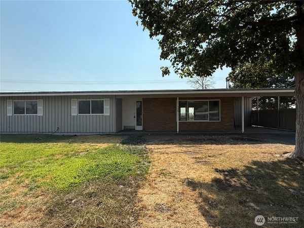 135 Schilling Drive , Moses Lake, WA 98837