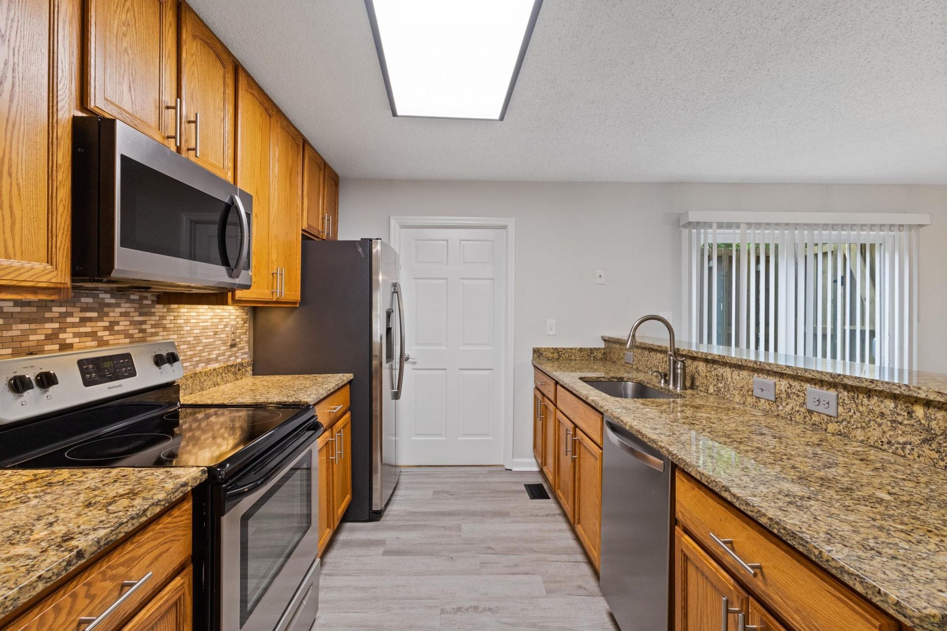 2117 Lafayette Circle Photo 14