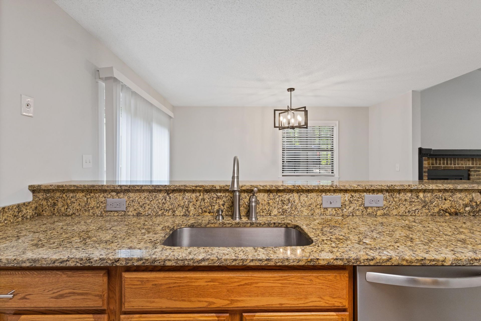 2117 Lafayette Circle Photo 16