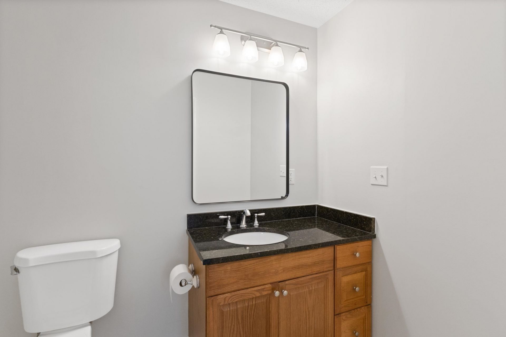 2117 Lafayette Circle Photo 20