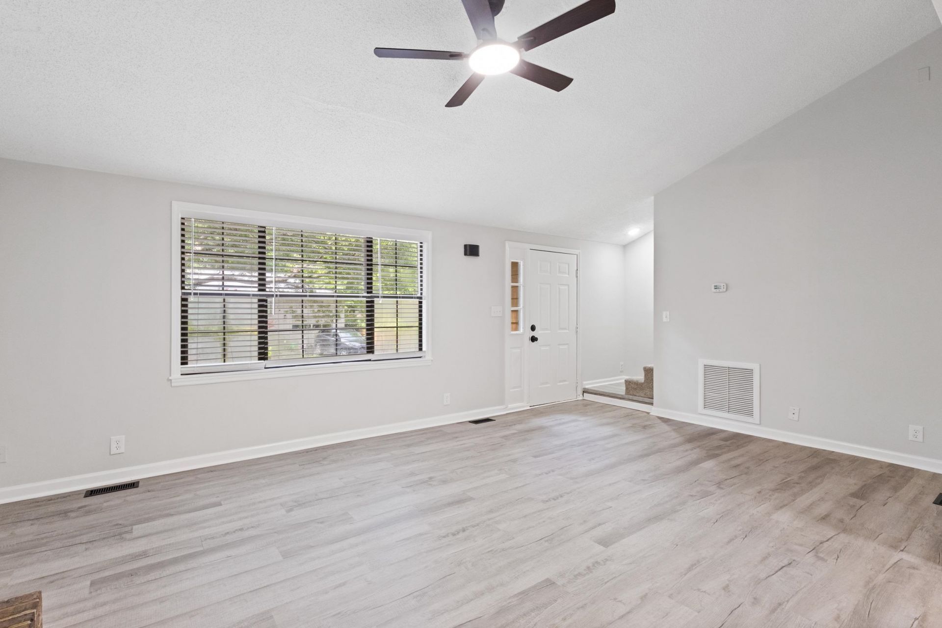 2117 Lafayette Circle Photo 7