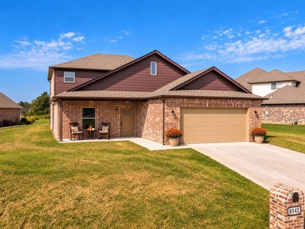 8542 Spring Creek Lane, Claremore, OK 74019