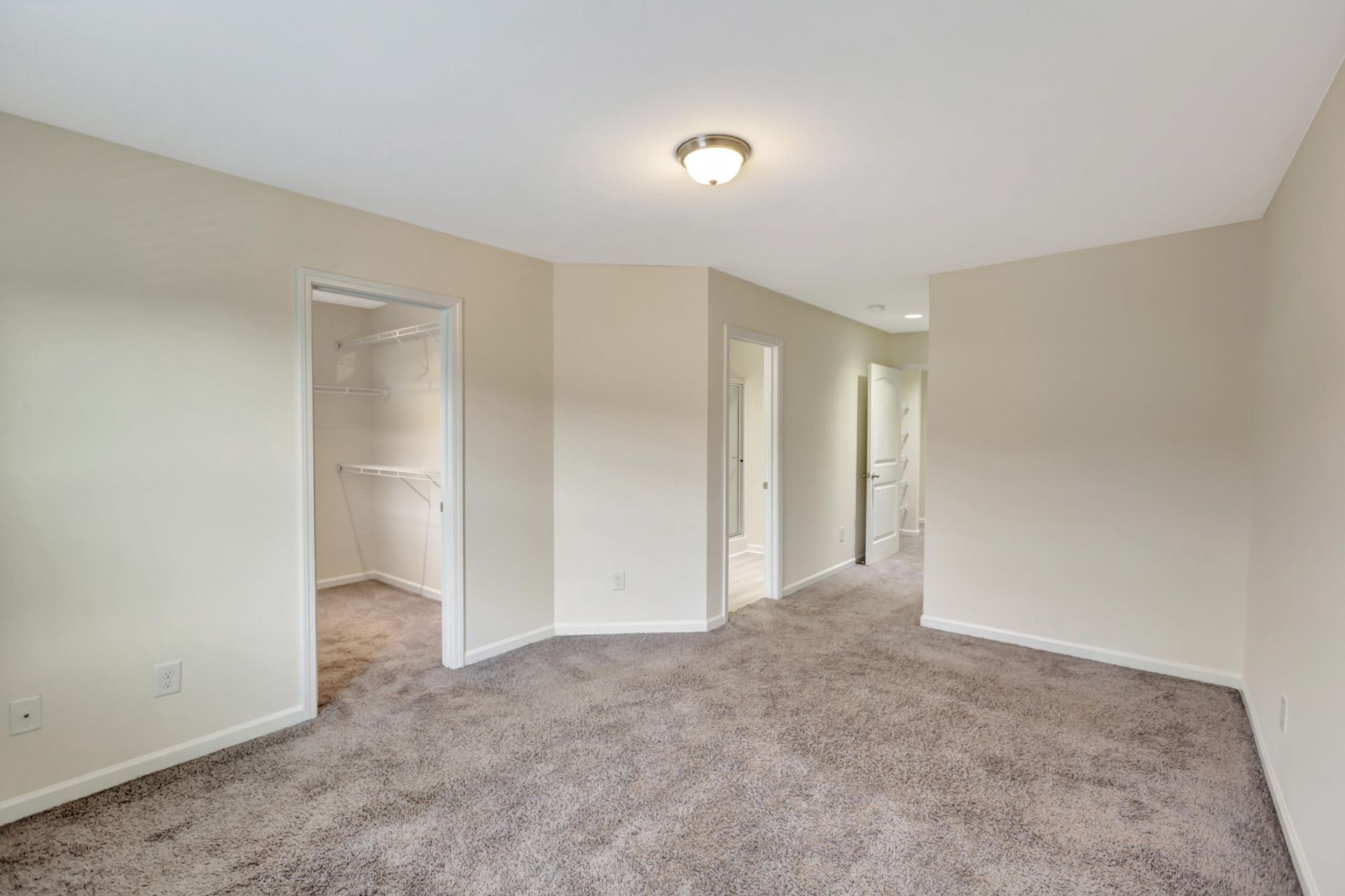 140 Buchanan Circle Photo 10