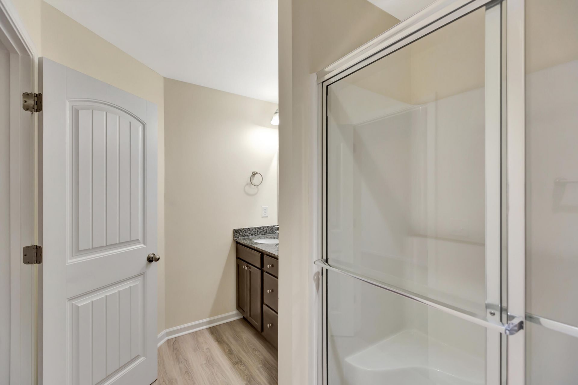 140 Buchanan Circle Photo 12