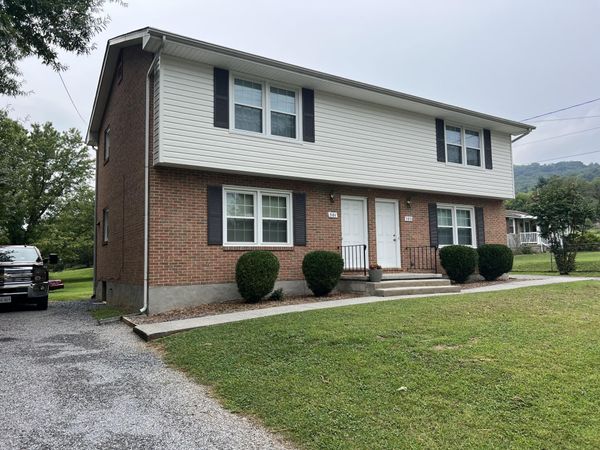 501 POPLAR AVE , Salem, VA 24153