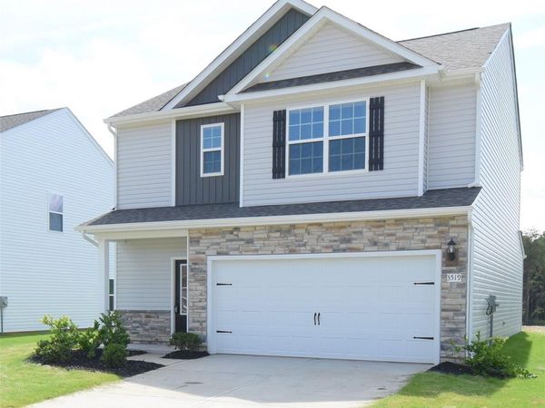 3519 Narrow Lane , Charlotte, NC 28215
