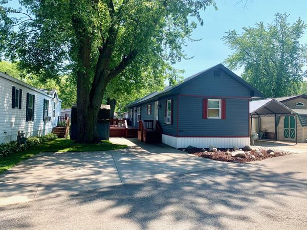 2860 N Tamarac Drive, Unit 214, Ludington, MI 49431